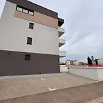 Karmen Luxury Borik Apartment *